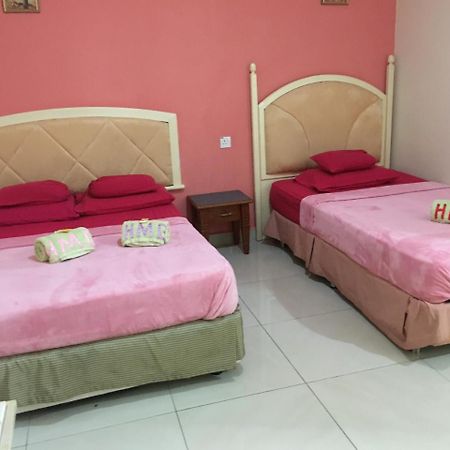 Hotel Morning Glory Kudat Exterior photo